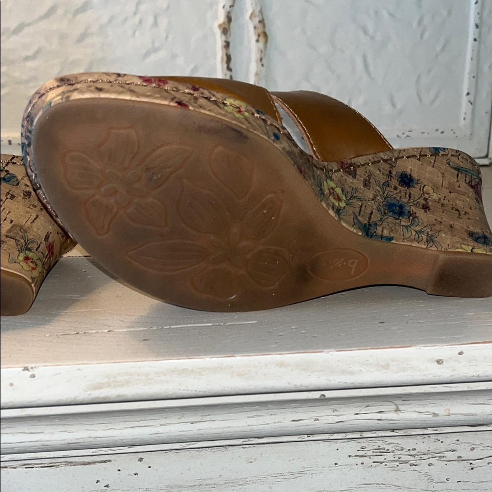 b.o.c. Tan Floral Wedge Sandals - Picture 7 of 11